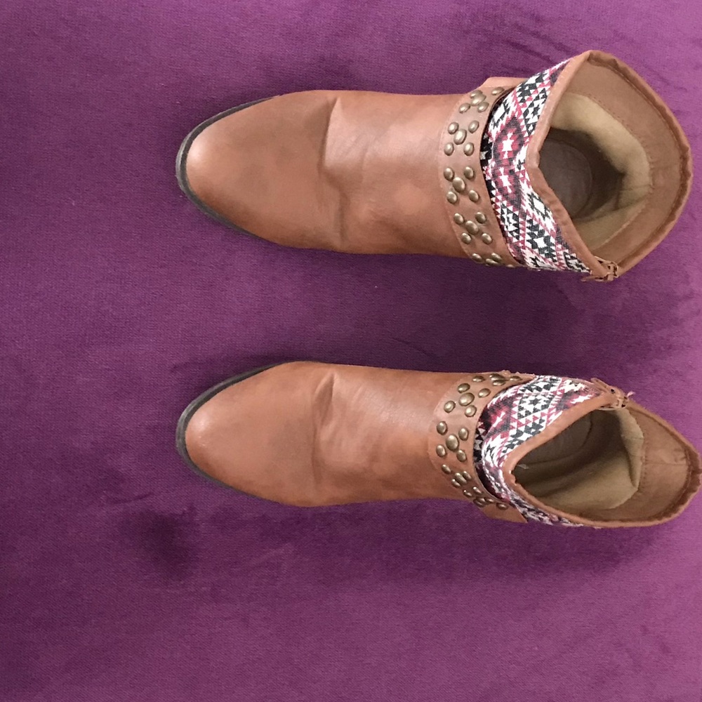 Gabriella ankle boots